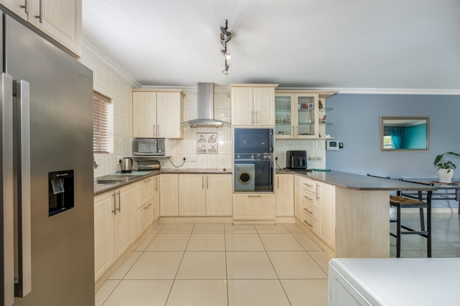 6 Bedroom Property for Sale in Rouxville Western Cape
